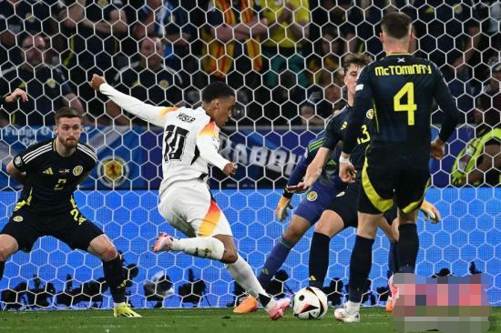 北京时间欧洲杯开打,球队实力对比激烈的简单介绍 北京时间欧洲杯开打,球队实力对比激烈的简单介绍