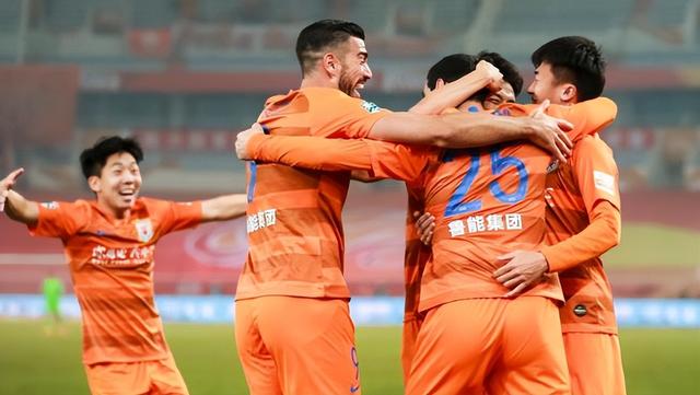 恒大主场大胜鲁能,凌驾对手之上 恒大主场大胜鲁能,凌驾对手之上