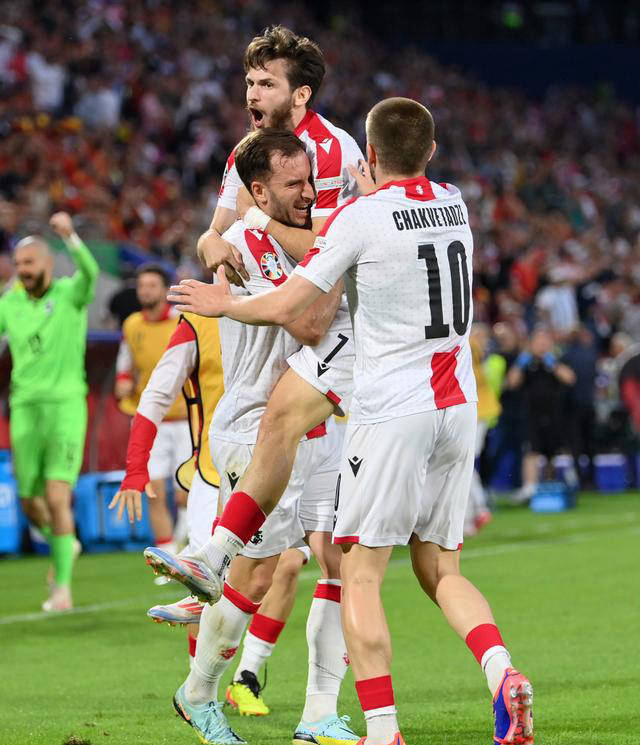 德国要挑战最后一场比赛，冲刺出线