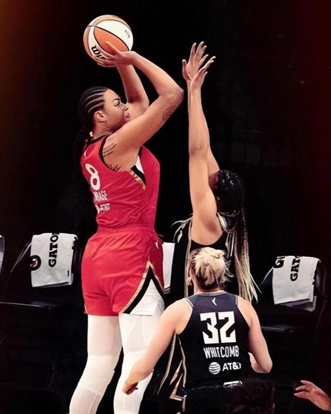 体育圈亮点:女子足球场上的巅峰表现!的简单介绍 体育圈亮点:女子足球场上的巅峰表现!的简单介绍