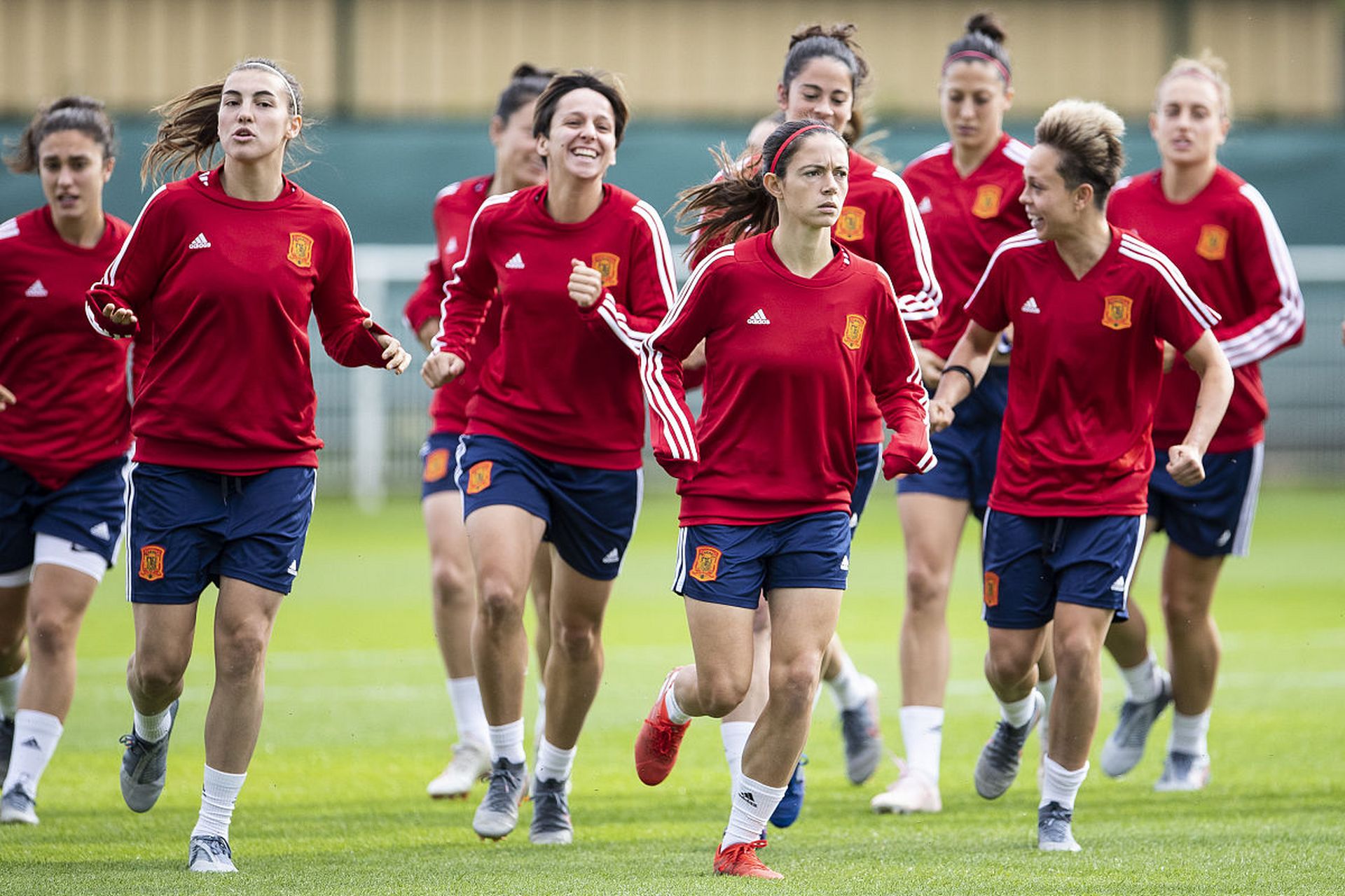 美国女足连胜西班牙队 美国女足连胜西班牙队