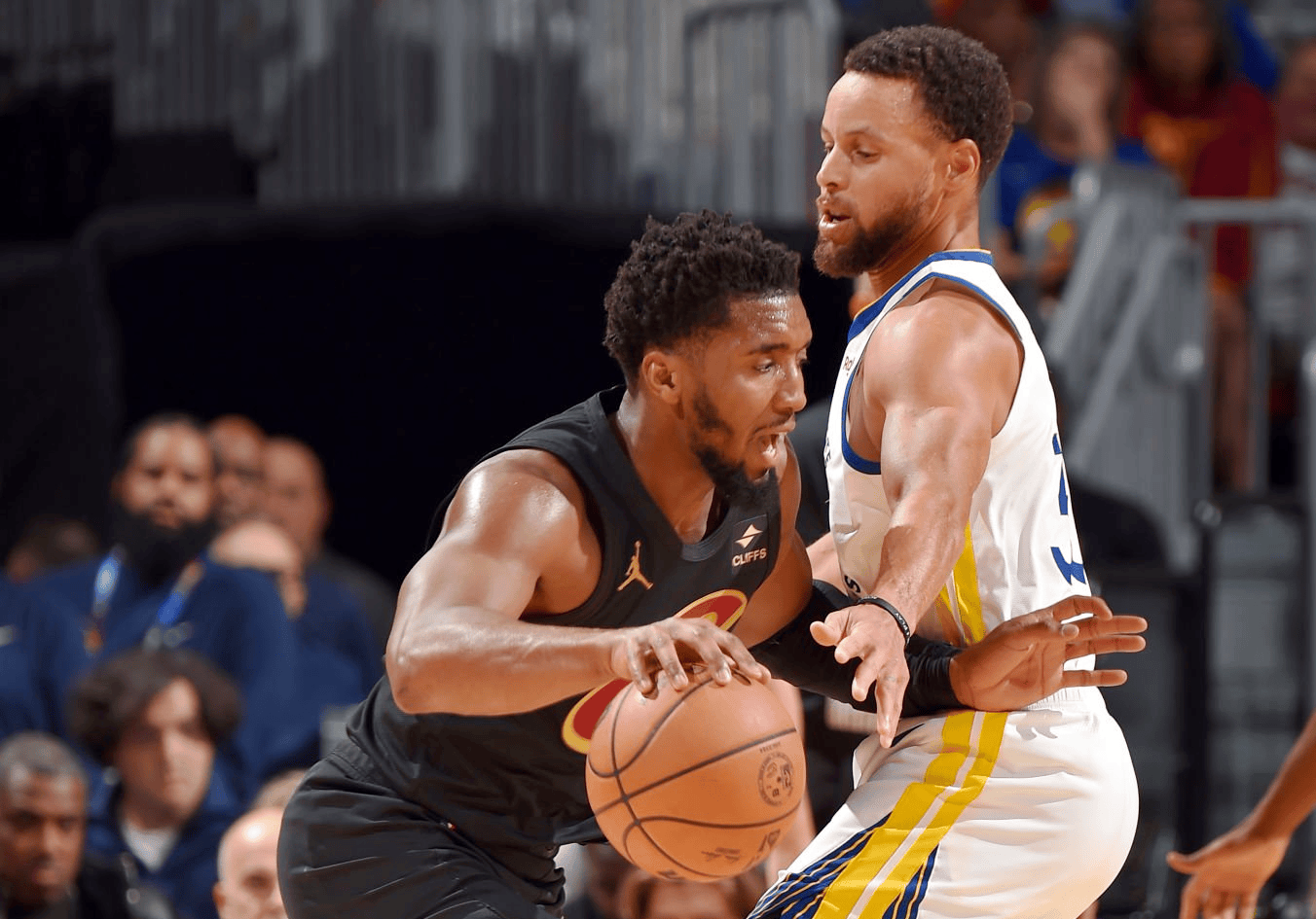 勇士队将对阵骑士,挑战主场实力对决全力以赴的简单介绍 勇士队将对阵骑士,挑战主场实力对决全力以赴的简单介绍