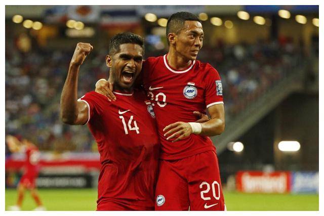 包含格鲁吉亚全面压制对手,取得历史性胜利的词条 包含格鲁吉亚全面压制对手,取得历史性胜利的词条