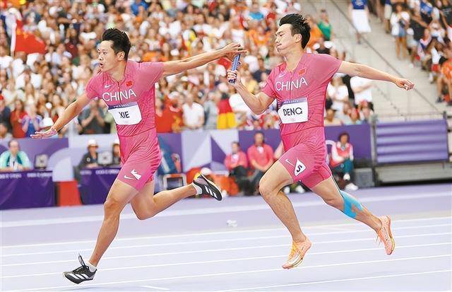 顶尖联赛比拼,球队各展特长,比赛悬念丛生的简单介绍 顶尖联赛比拼,球队各展特长,比赛悬念丛生的简单介绍