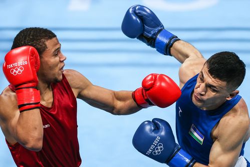 拳击男子冠军产生,双方激战数回合的简单介绍 拳击男子冠军产生,双方激战数回合的简单介绍