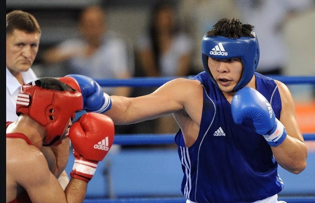 拳击男子冠军产生,双方激战数回合的简单介绍 拳击男子冠军产生,双方激战数回合的简单介绍