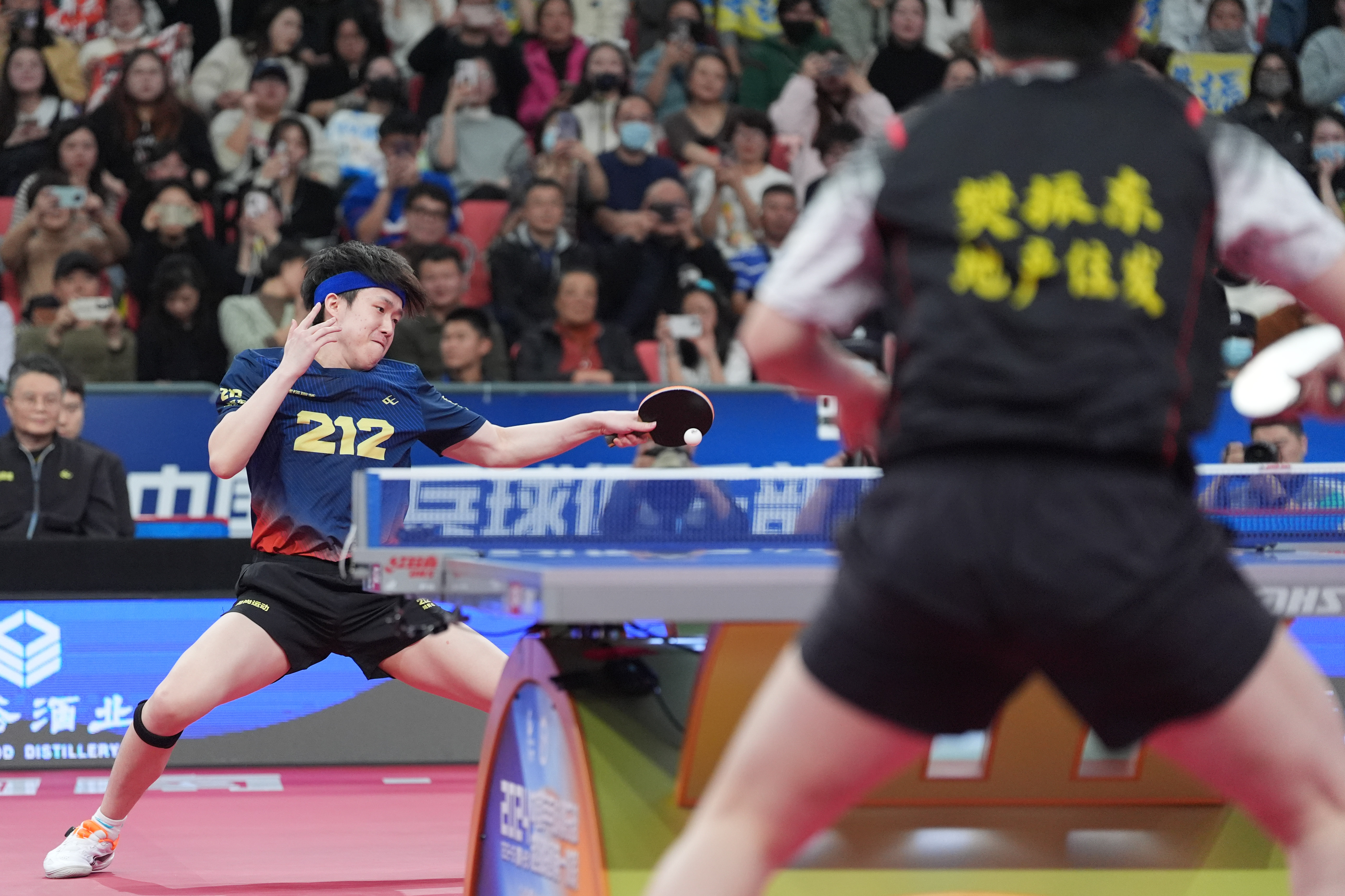 挑战对手的勇气与斗志,比赛精彩纷呈的简单介绍 挑战对手的勇气与斗志,比赛精彩纷呈的简单介绍