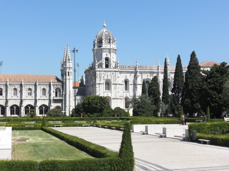尼姆在客场遭遇惨败,失去胜机 尼姆在客场遭遇惨败,失去胜机