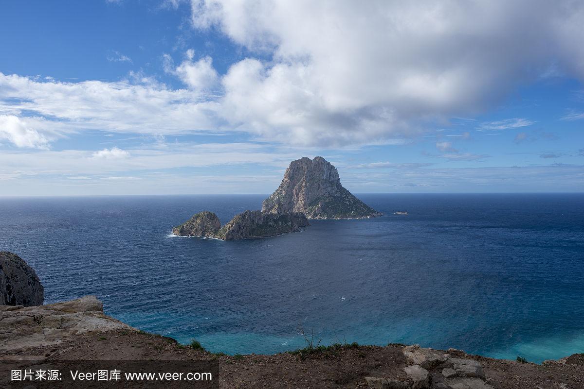 伊维萨岛主场不敌游艇,遭遇失利 伊维萨岛主场不敌游艇,遭遇失利