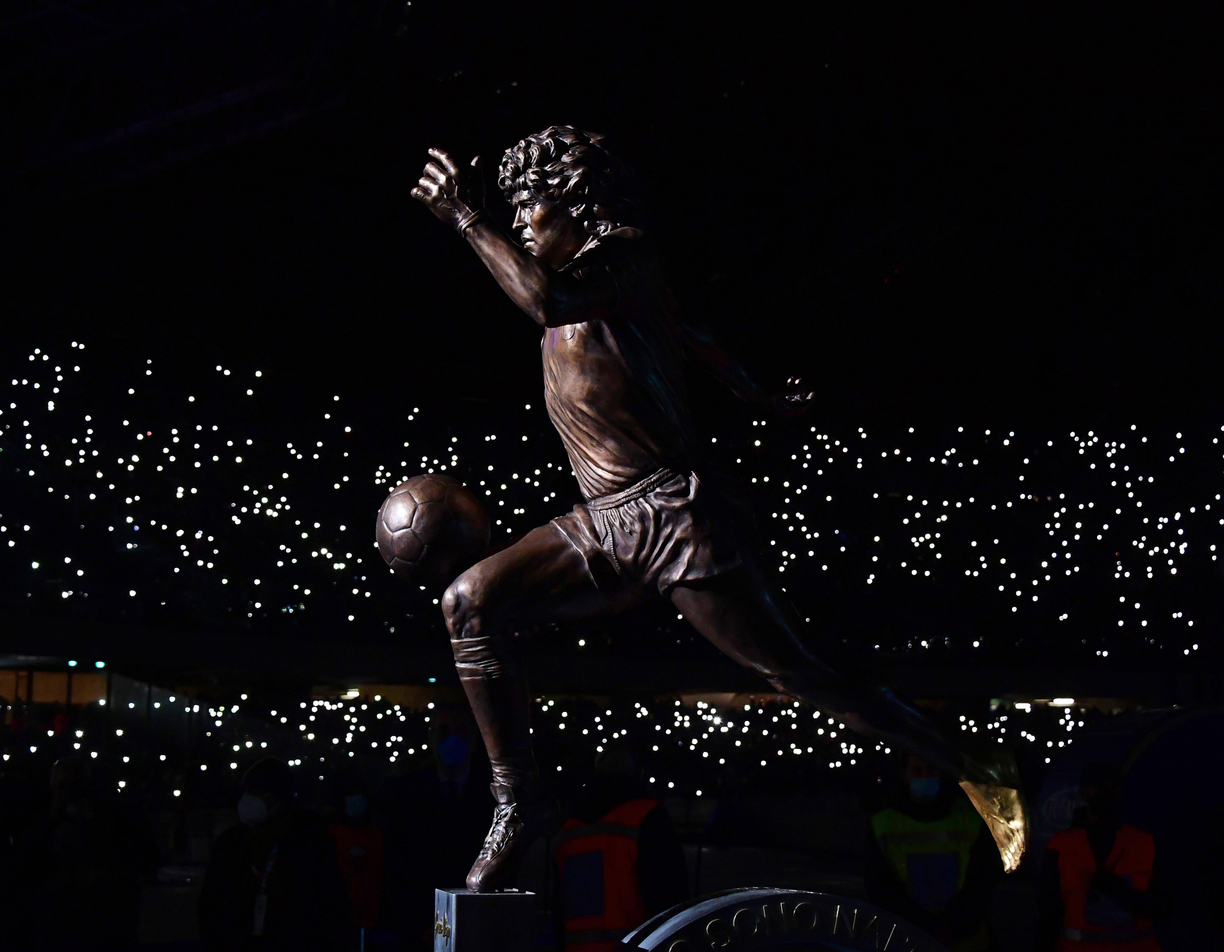 意甲传奇巨星葬礼举行足球界沉浸悲伤的简单介绍 意甲传奇巨星葬礼举行足球界沉浸悲伤的简单介绍