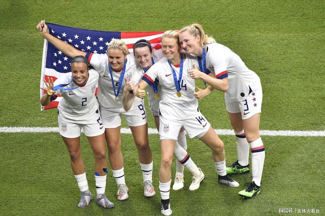 美国女足再次蝉联世界杯冠军 美国女足再次蝉联世界杯冠军