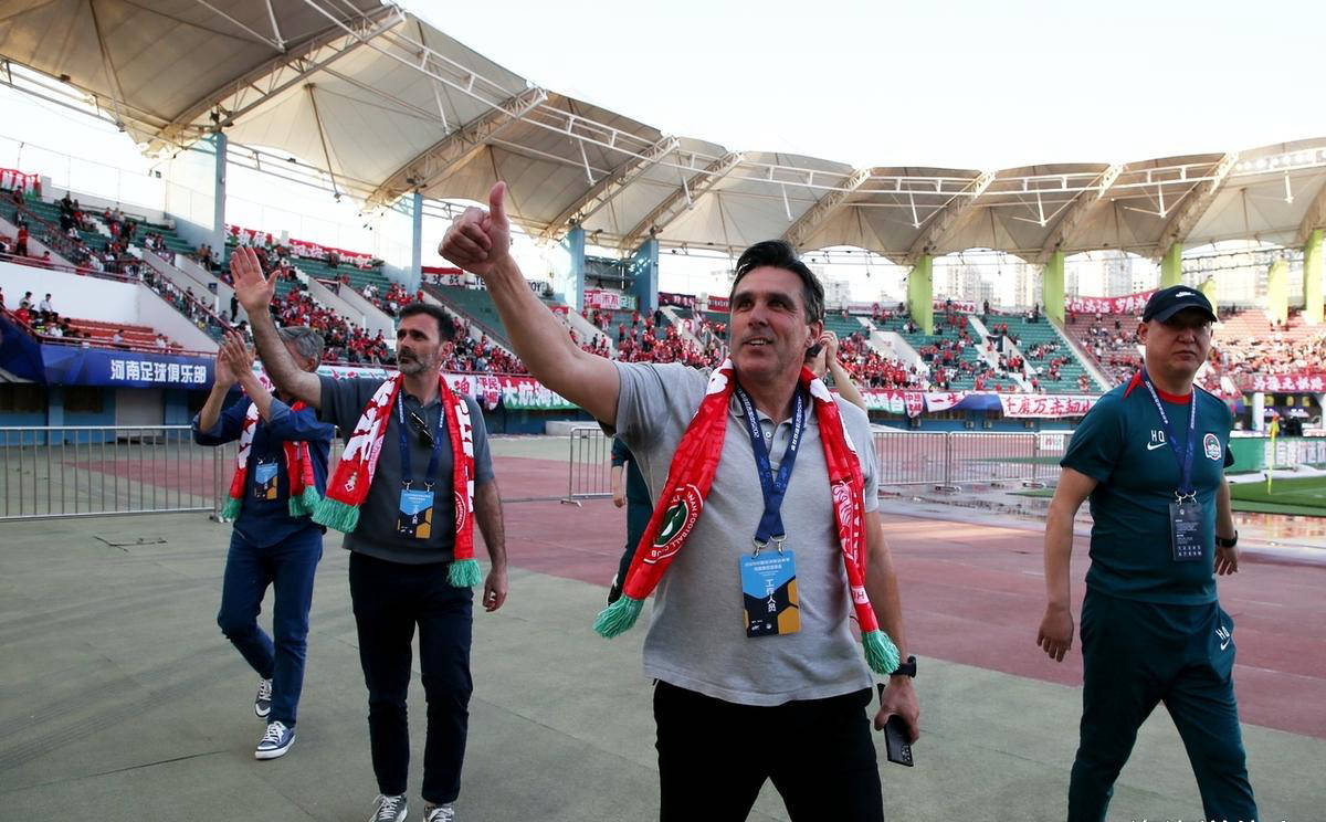 对手给球队带来激烈挑战需要用智慧应对 对手给球队带来激烈挑战需要用智慧应对