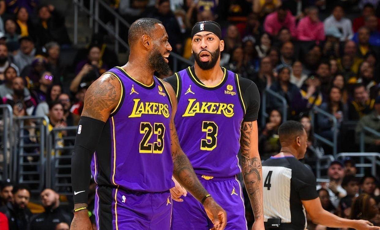 一洲王者!詹姆斯带领湖人战胜爵士延续胜势 一洲王者!詹姆斯带领湖人战胜爵士延续胜势