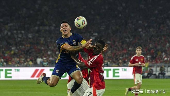 曼联连胜止步,遭遇意外失利 曼联连胜止步,遭遇意外失利