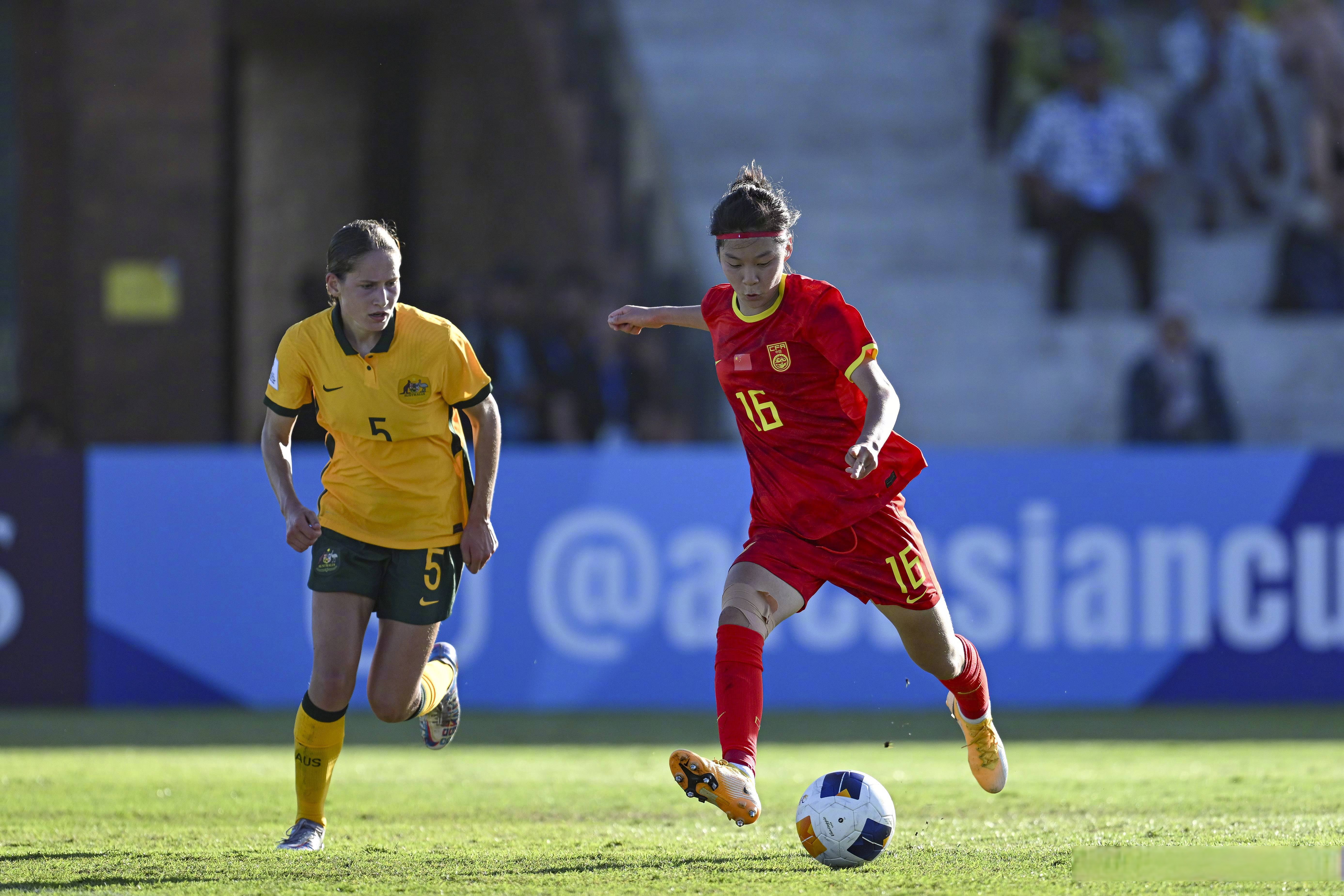 经典对决:女足比赛精彩对抗令人期待 经典对决:女足比赛精彩对抗令人期待