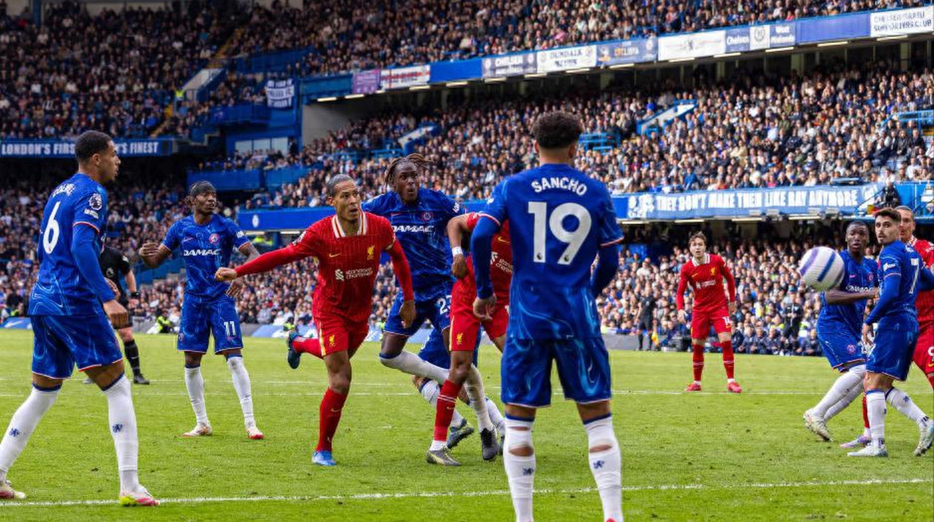 新赛季展望:英超联赛竞争白热化 新赛季展望:英超联赛竞争白热化