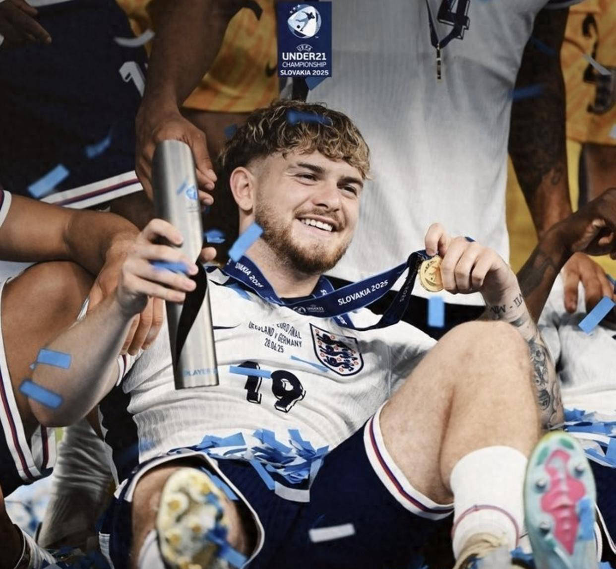 英格兰不敌德国,无缘半决赛 英格兰不敌德国,无缘半决赛