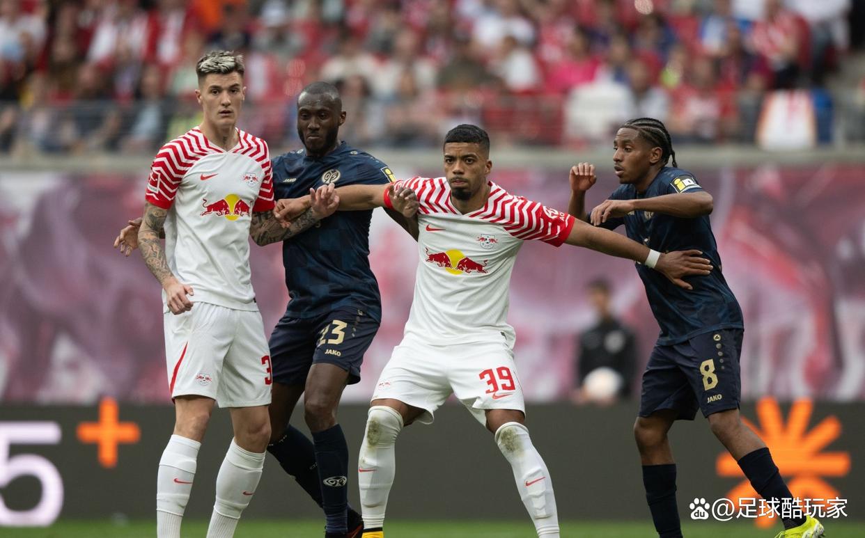 莱比锡红牛前锋连续破门,成为球队进攻焦点 莱比锡红牛前锋连续破门,成为球队进攻焦点