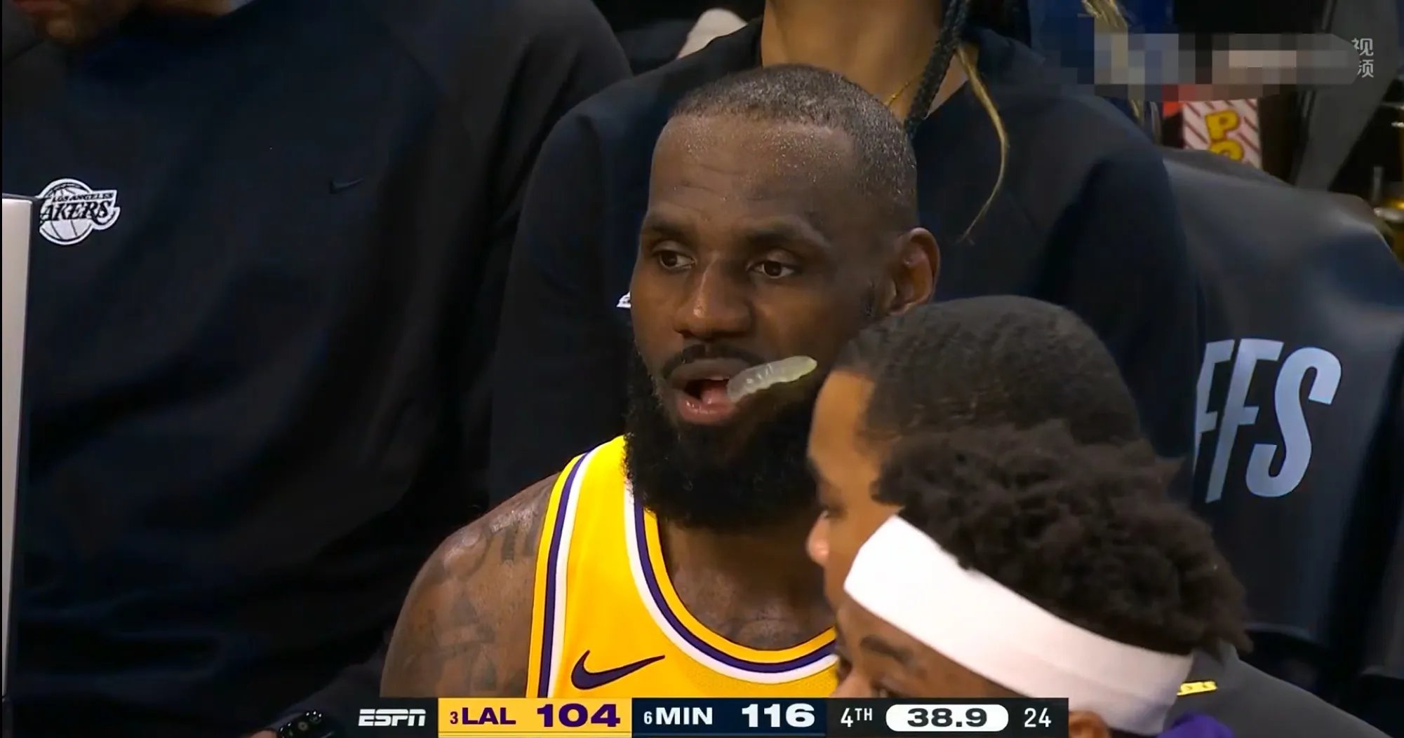 瓦尔姆多兑现承诺,马刺胜券在握:森林狼力拼湖人重生 瓦尔姆多兑现承诺,马刺胜券在握:森林狼力拼湖人重生