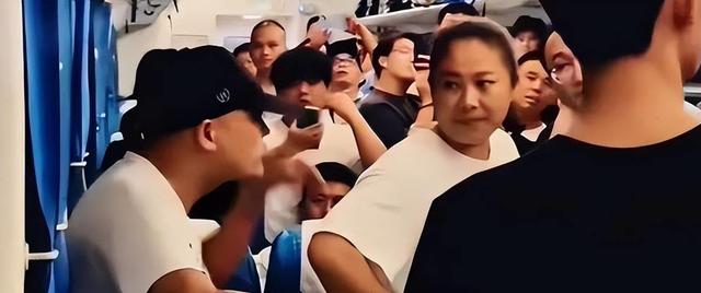 斯里兰卡队成功发声，赢得掌声称英雄的简单介绍