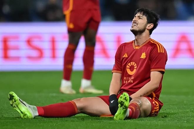 罗马前锋连续破门,成为球队得分保障 罗马前锋连续破门,成为球队得分保障