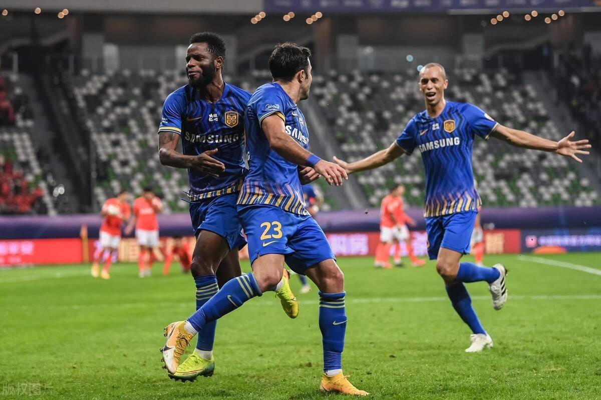 济南绿城客场惜败,保级形势陷入危机 济南绿城客场惜败,保级形势陷入危机