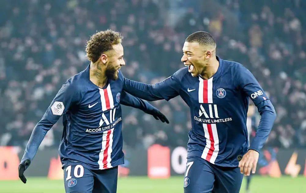 巴黎圣日耳曼客场大胜,稳坐榜首的简单介绍 巴黎圣日耳曼客场大胜,稳坐榜首的简单介绍