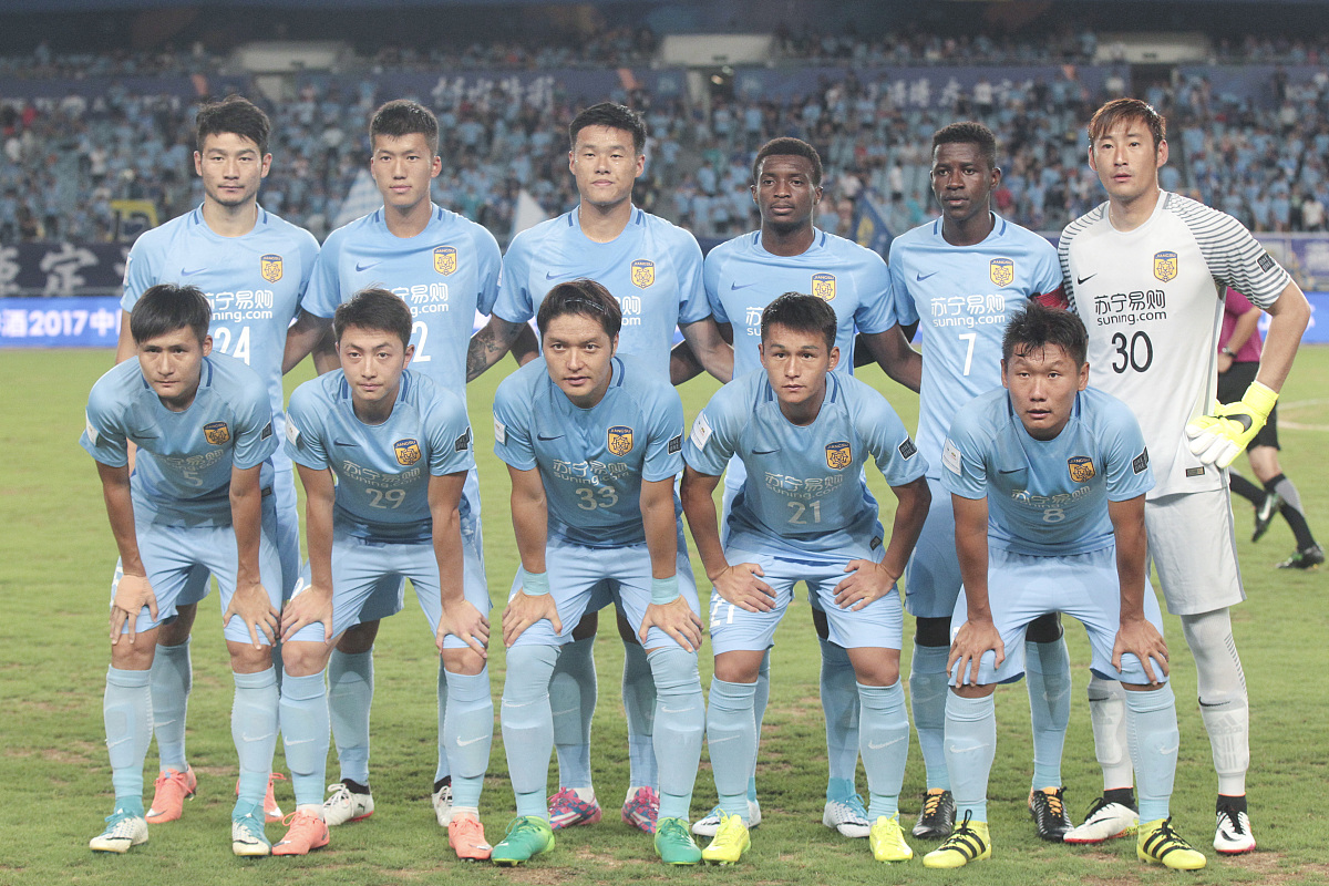 拉科鲁尼亚客场击败对手,重返升班马积分榜首位 拉科鲁尼亚客场击败对手,重返升班马积分榜首位