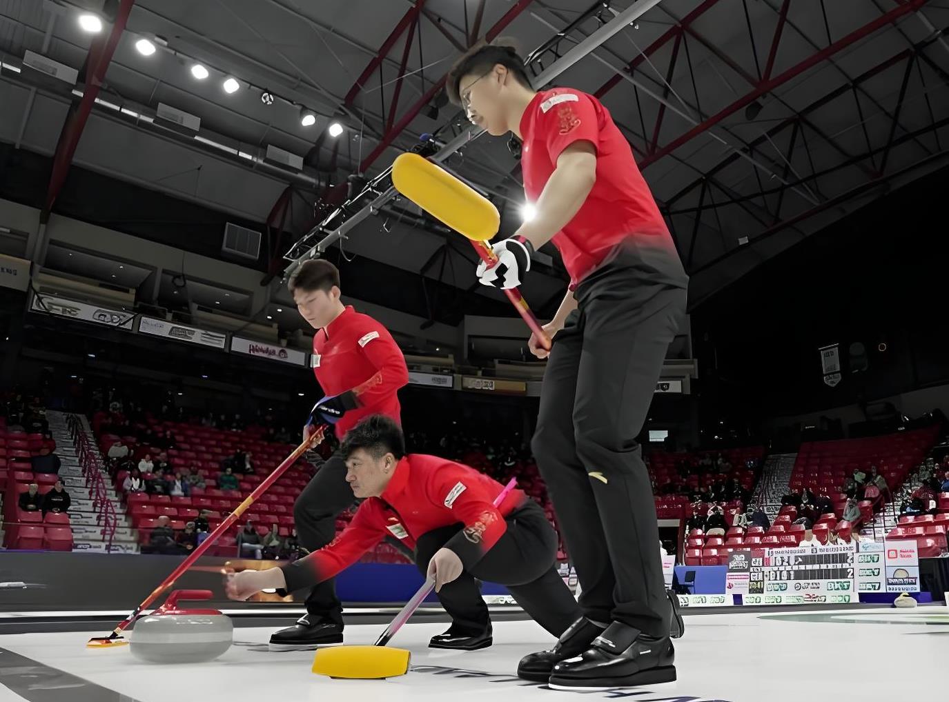 拉脱维亚击败挪威获得冰壶比赛冠军