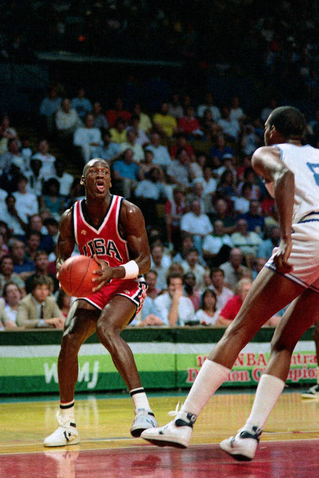 欧洲篮球冠军联赛马不停蹄,争夺榜首位置的简单介绍 欧洲篮球冠军联赛马不停蹄,争夺榜首位置的简单介绍