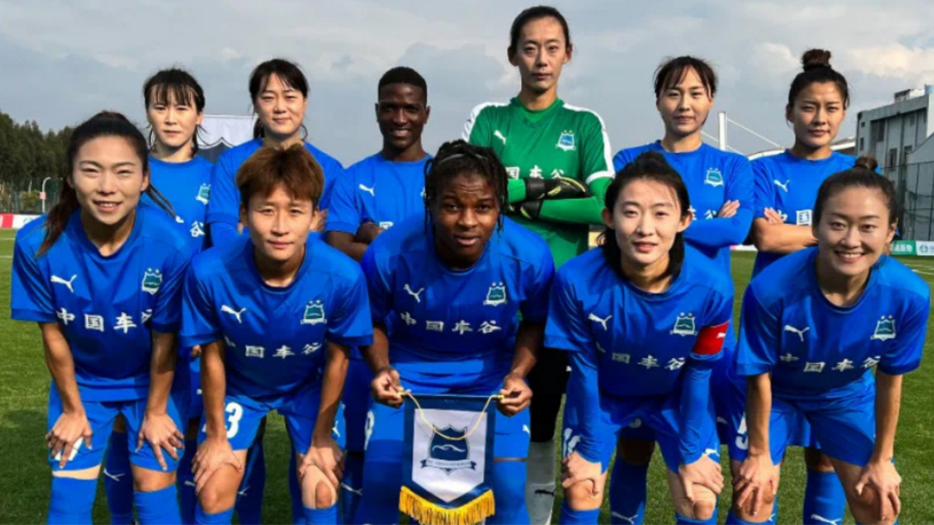 包含国际赛事:中国女队豪取胜利,创造历史的词条 包含国际赛事:中国女队豪取胜利,创造历史的词条