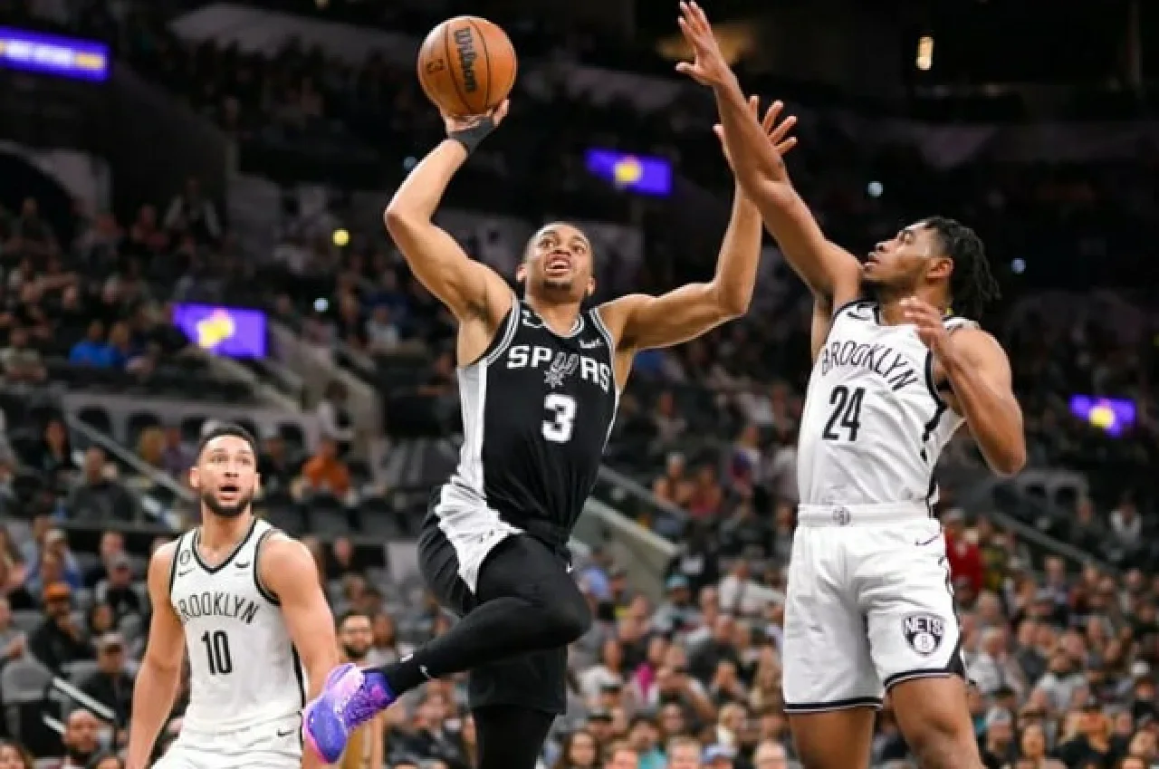 曼海姆客场不敌汉堡,遭受连败之苦 曼海姆客场不敌汉堡,遭受连败之苦