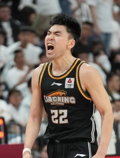 关于上海队逆转辽宁队,取得激动胜利的信息 关于上海队逆转辽宁队,取得激动胜利的信息