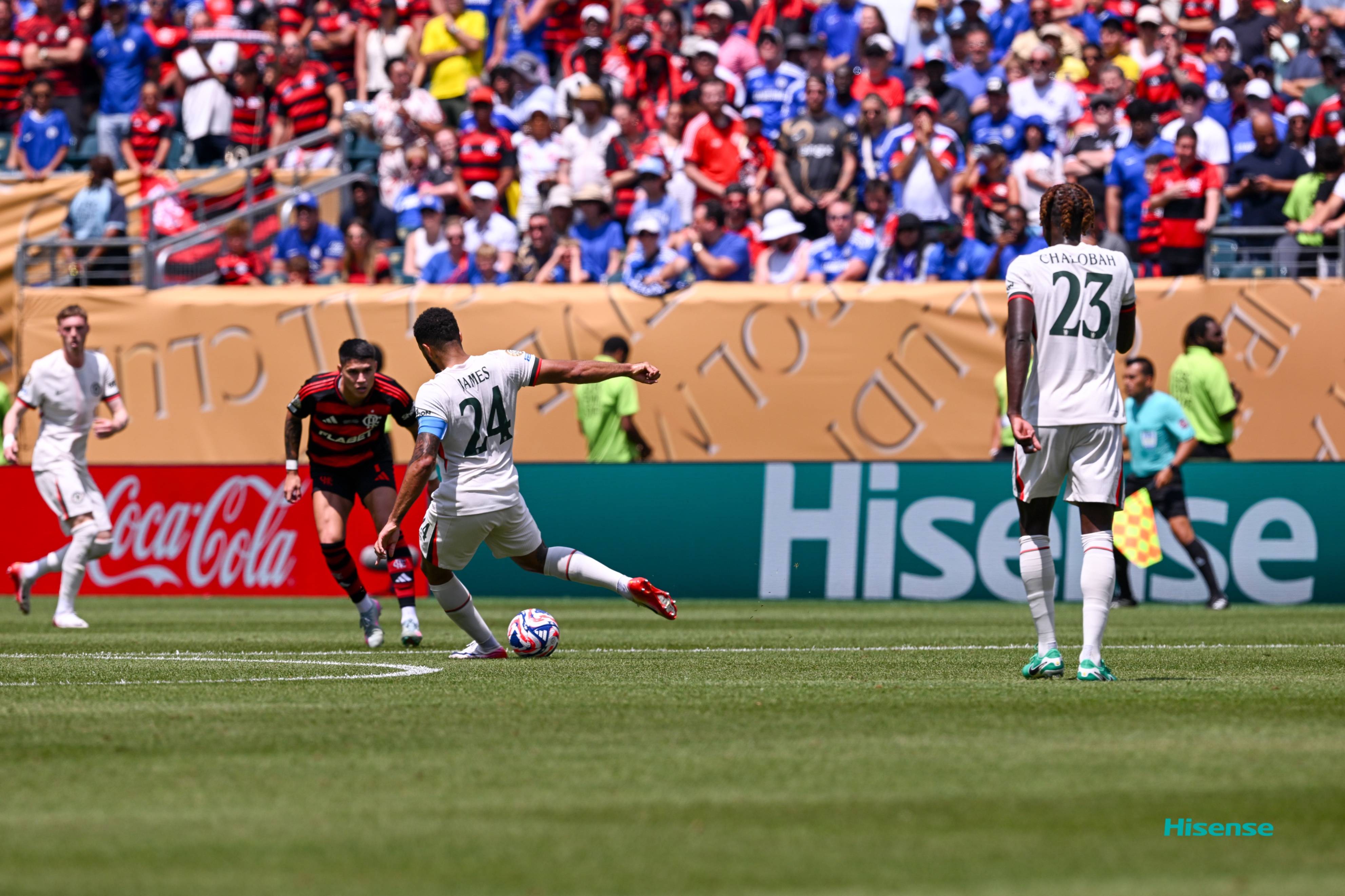 关于切尔西客场击败都灵，实力碾压对手的信息