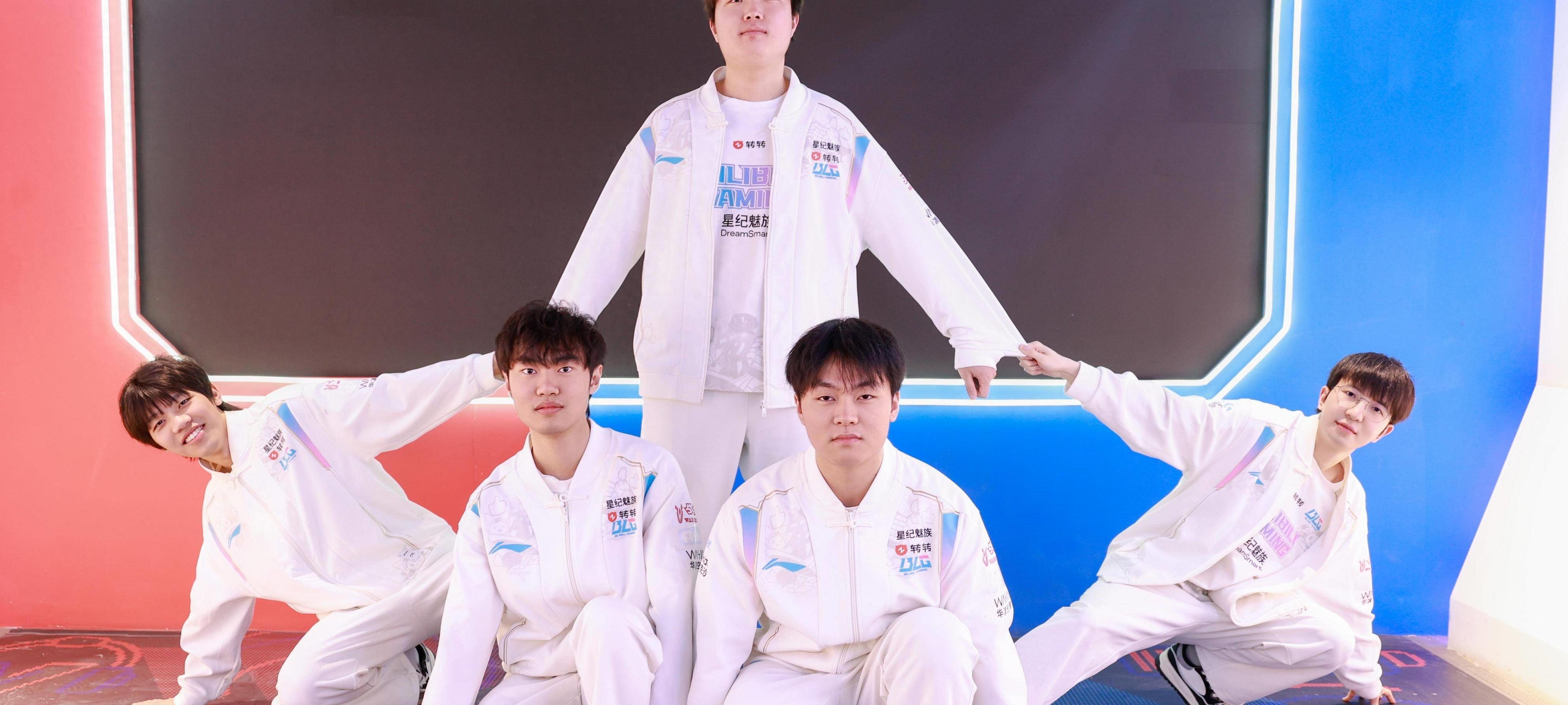 100T血洗C9,Perkz操刀奇招英雄翻盘宿命之战半决赛,点燃全场激情的简单介绍 100T血洗C9,Perkz操刀奇招英雄翻盘宿命之战半决赛,点燃全场激情的简单介绍