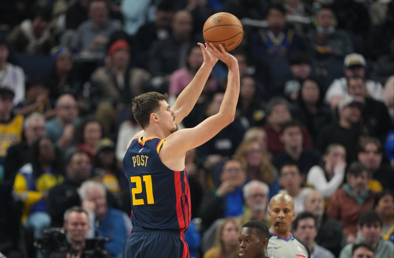 包含勇士主帅科尔:我们仍需提高防守的词条 包含勇士主帅科尔:我们仍需提高防守的词条