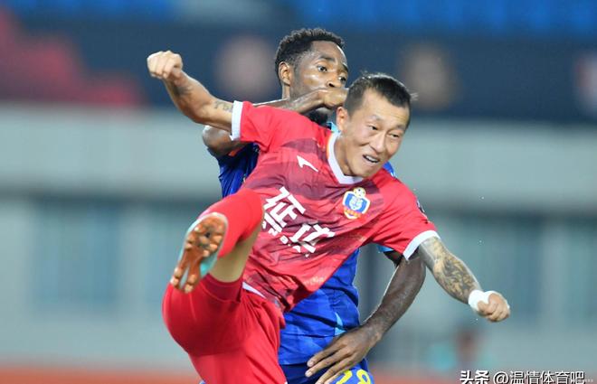中甲联赛争夺激烈局势白热化