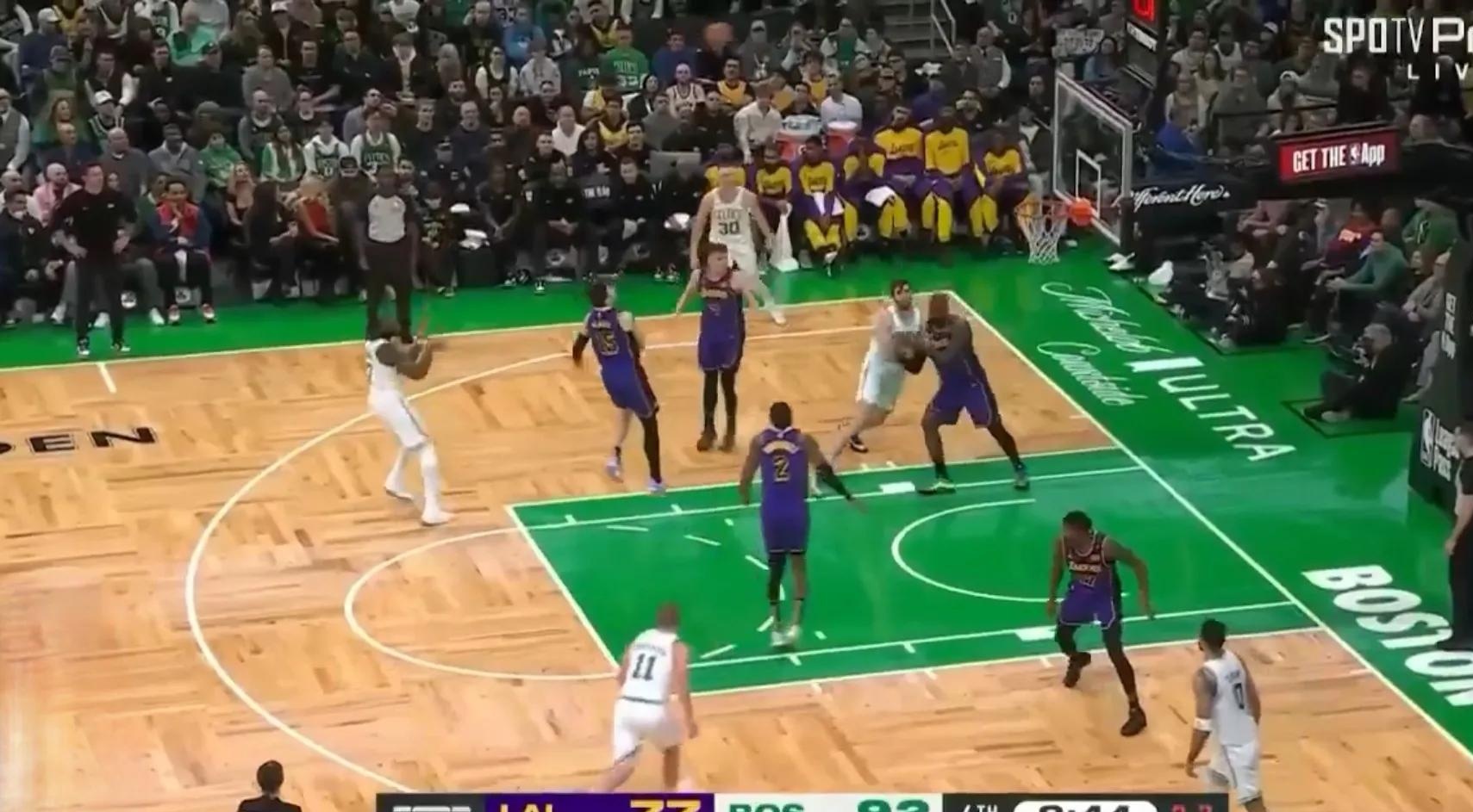 活塞队在客场力克对手 活塞队在客场力克对手