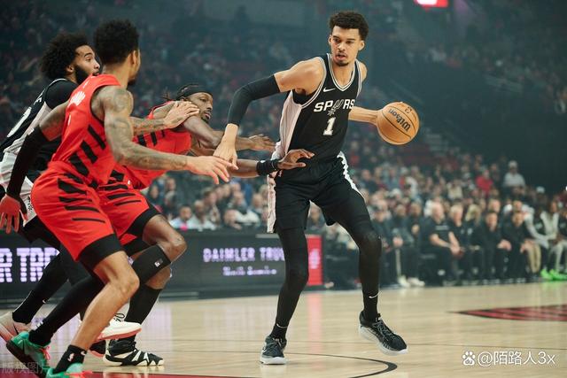 开拓者与马刺,谁将在篮球赛场上笑到最后? 开拓者与马刺,谁将在篮球赛场上笑到最后?