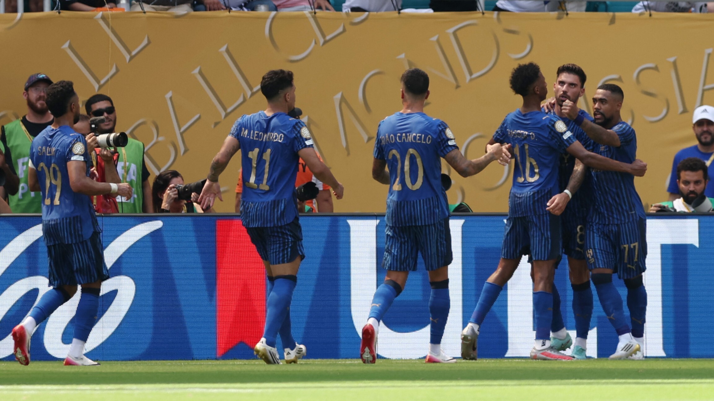 博洛尼亚客场失利,惨遭联赛尾灯的简单介绍 博洛尼亚客场失利,惨遭联赛尾灯的简单介绍