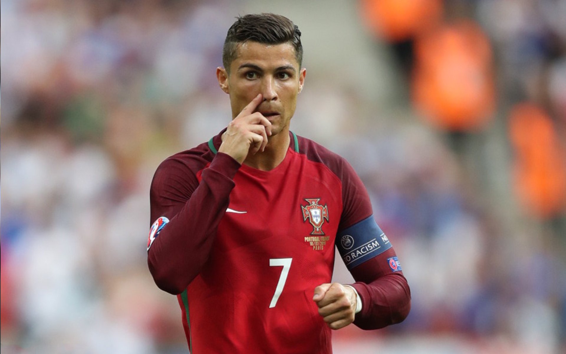 当超级中锋成为胜负手，从奥斯梅恩接管焦点战，解读芬兰淘汰德国的现代足球密码